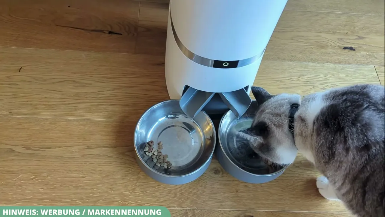 Aus meiner Sicht klappt die Futterausgabe hervorragend und die Portionen für jede Mahlzeit lassen sich flexibel dosieren.