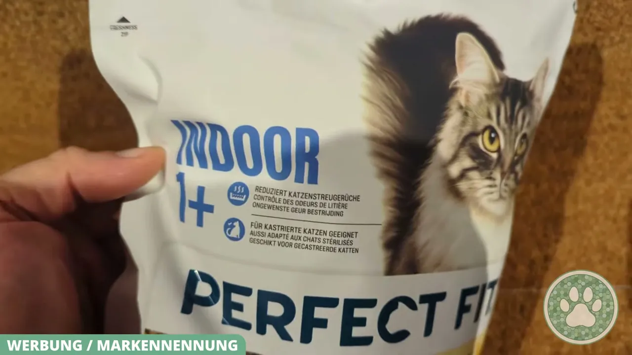 Die Rezeptur ist speziell auf kastrierte Wohnungskatzen abgestimmt und soll unter anderem Katzenstreugerüche verringern.
