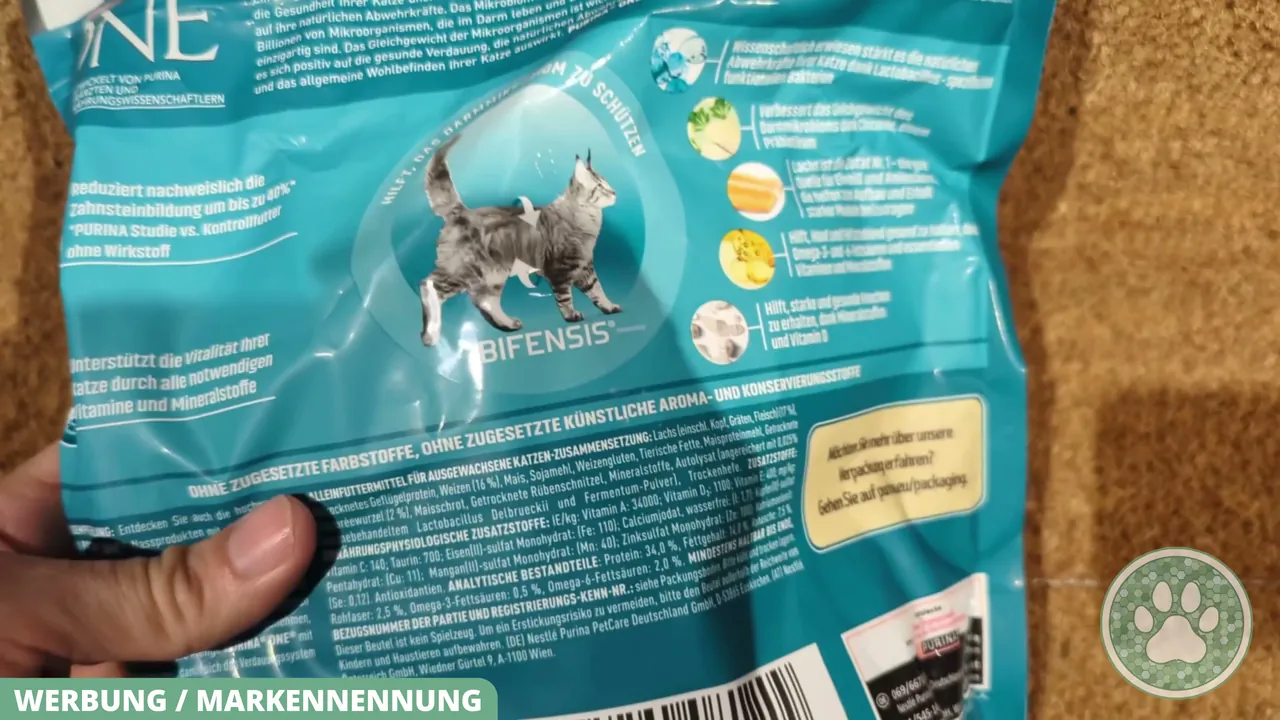 Lachs steht mit 17 Prozent an erster Stelle der Zusammensetzung und liefert hochwertiges Protein für die Katze.
